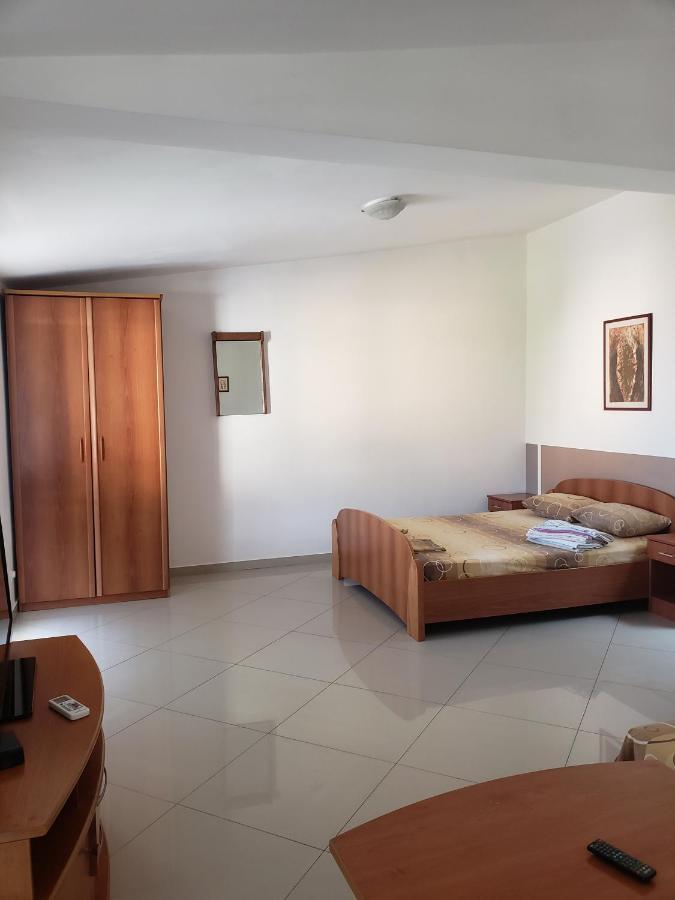Apartments Petricevic Sutomore Dış mekan fotoğraf
